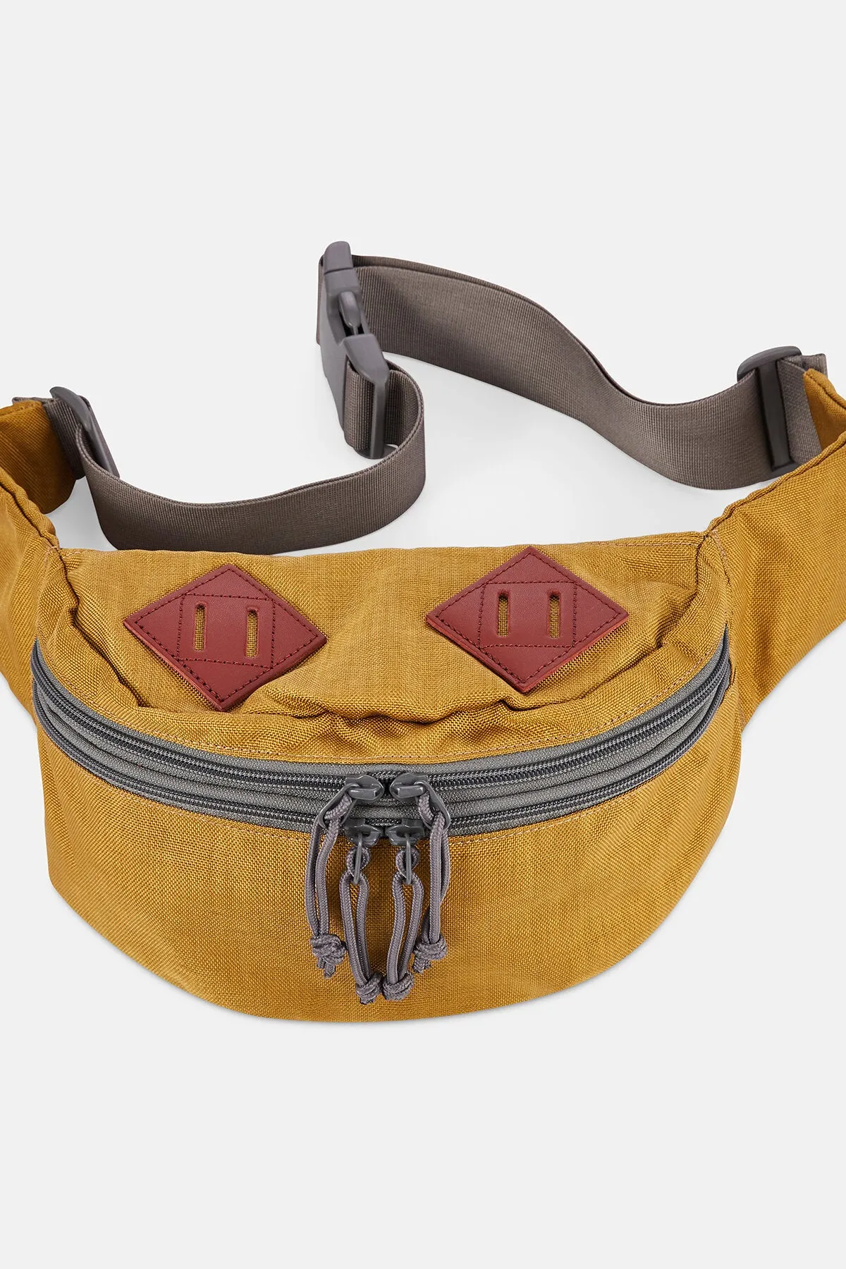 3 Zip Waist Pack