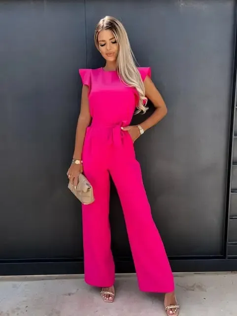 Eleganter Jumpsuit mit Rüschen und Gürtel