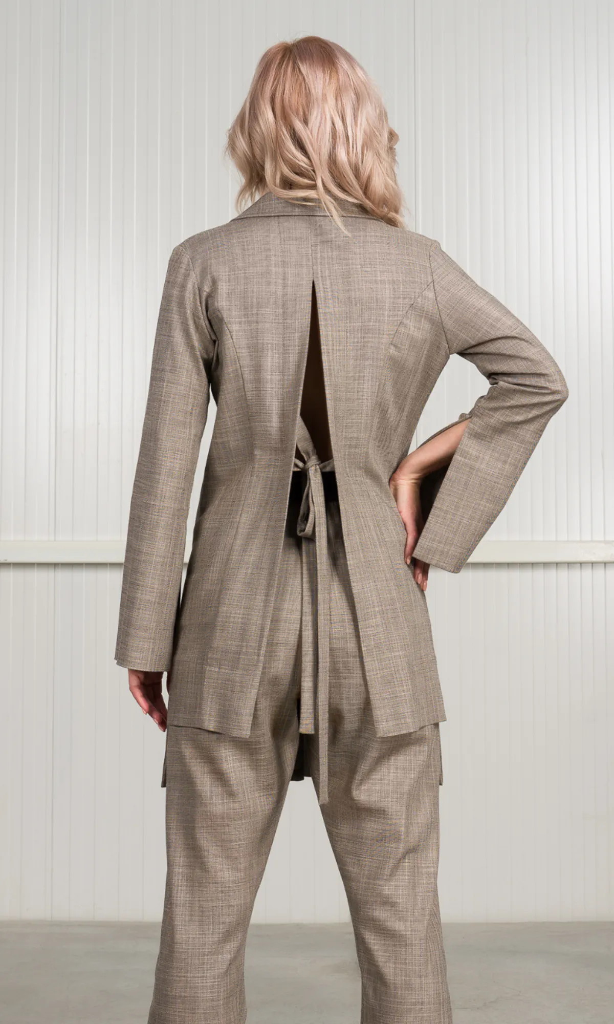 Open Back Plain Weave Blazer